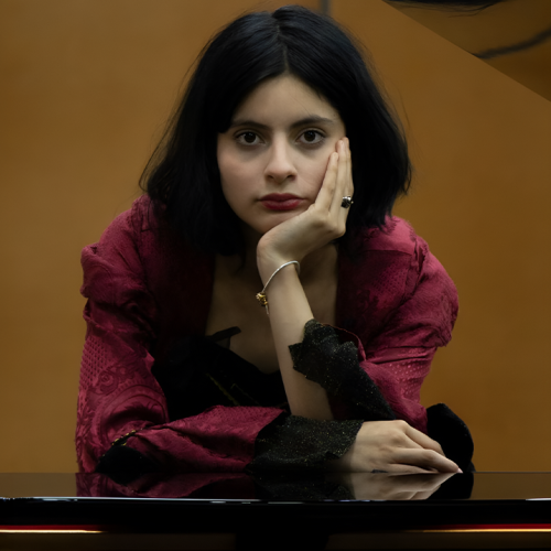 Toni Manzo: la voz zacatecana que revive el bolero a lo grande