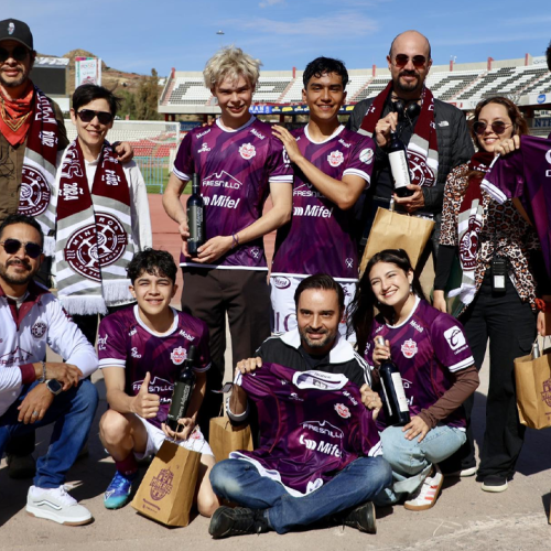 Mineros FC salta de la cancha al cine con La Vida de Ahora
